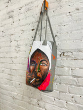 Load image into Gallery viewer, Ms Simone Leather Tote