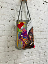 Load image into Gallery viewer, Ms Simone Leather Tote